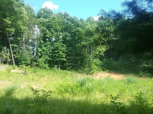 Live Oak Ln, Galax, VA 24333