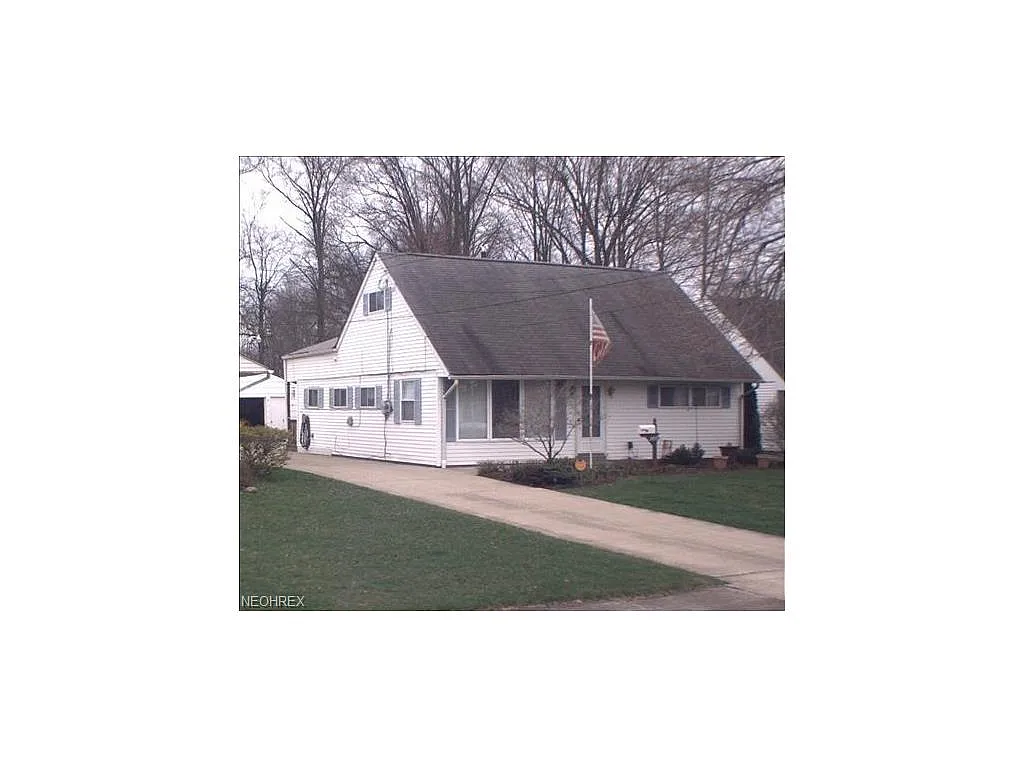 2455 NW Blvd Nw photo 1