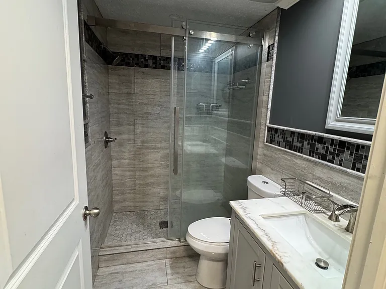 2711 Greenwood Dr — Photo 14