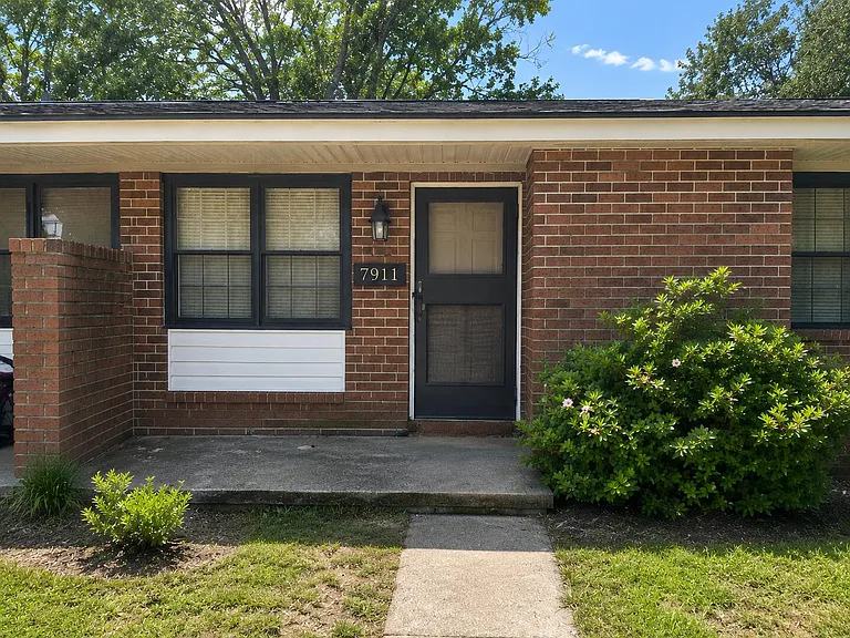 7911 Angel Ct — Photo 1