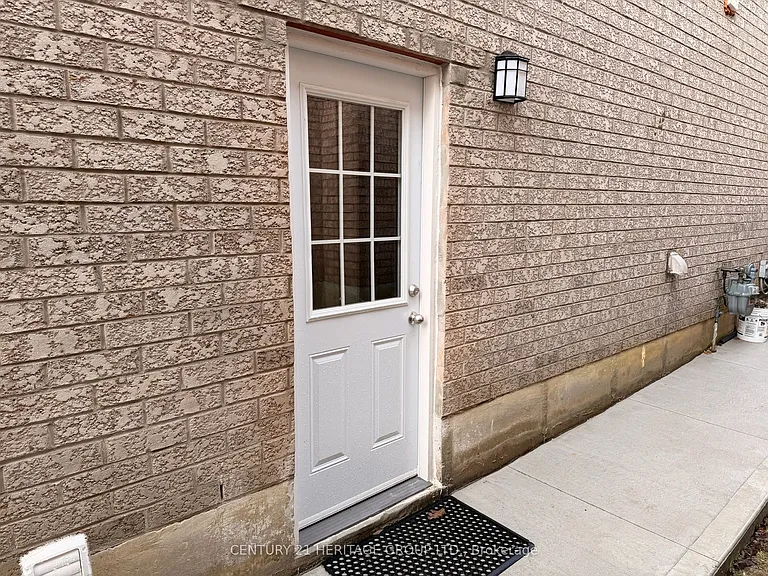118 Sunridge St — Photo 5