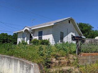 918 S Crockett Ave, Denison, TX 75021