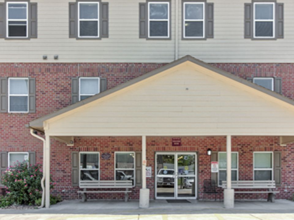 1st image of 503 Cypress St #43