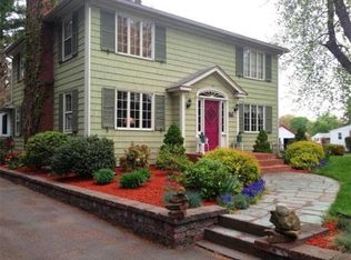 86 Silver St, Agawam, MA 01001