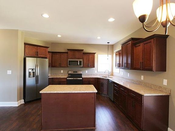 4th image of 18 Dunbar Lot 18