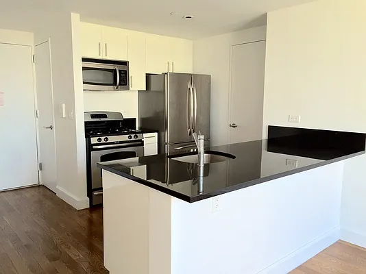 Rented by Waterton Residential New York | media 7