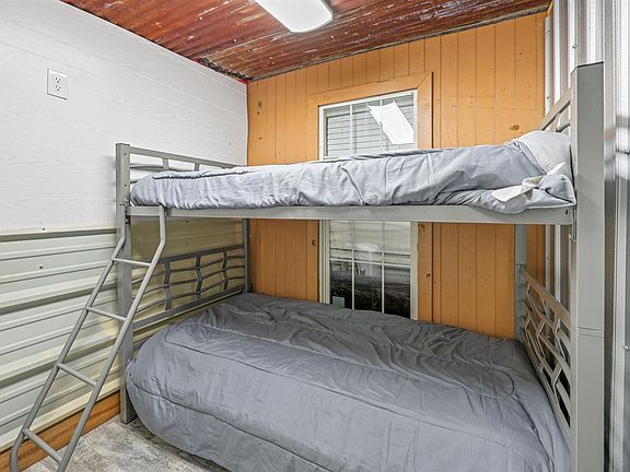 5th image of 304 Beechwood Loop