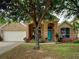 10128 Vintage Dr, Fort Worth, TX 76244