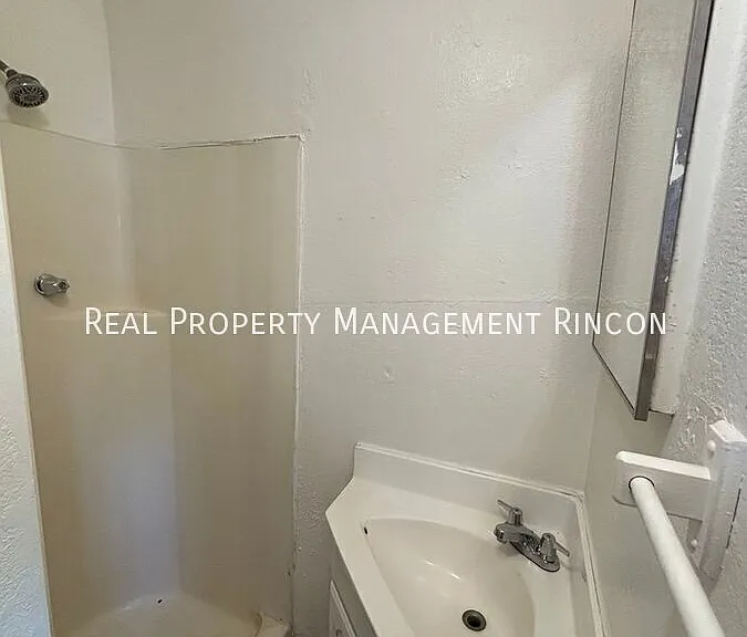 1665 N Magnolia Ave — Photo 7