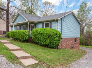 240 Old Columbia Rd, Dickson, TN 37055