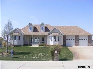 2819 Deborah Dr, Fremont, NE 68025