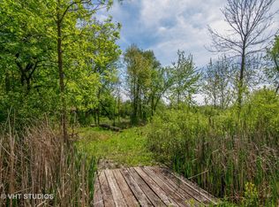 1100 Prairie Ave, Barrington, IL 60010