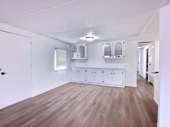 3rd image of 2600 E Allred Ave #91