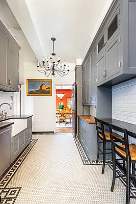 Sold by Brown Harris Stevens | media 25