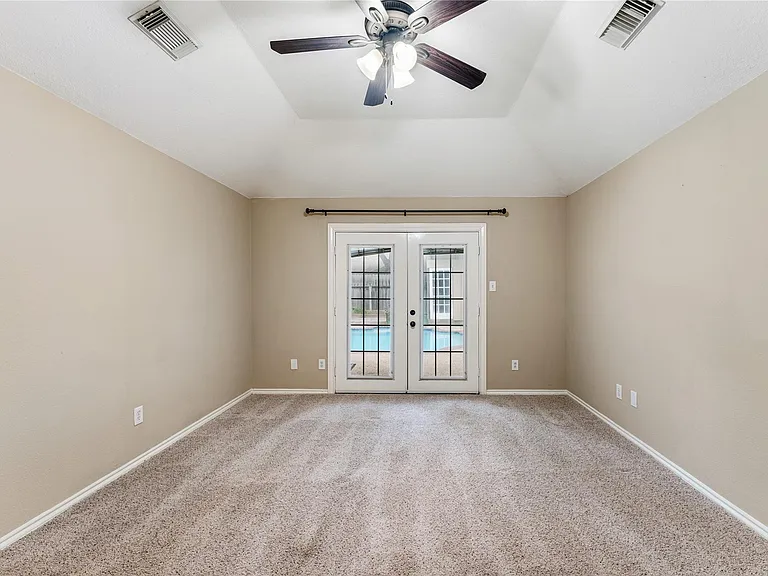 5622 Village Park Dr — Photo 21