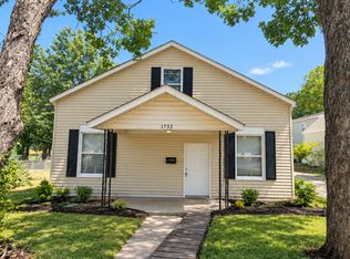 1732 Missouri Ave, Carthage, MO 64836