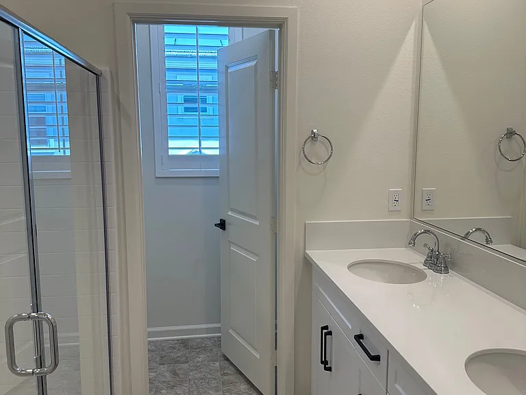 16339 Sandpiper Ave #B — Photo 5