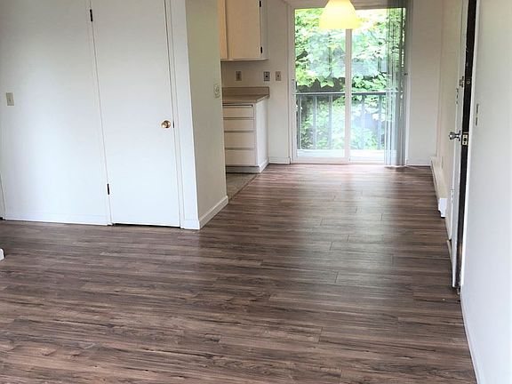4th image of 3022 SW Charlestown St APT 3