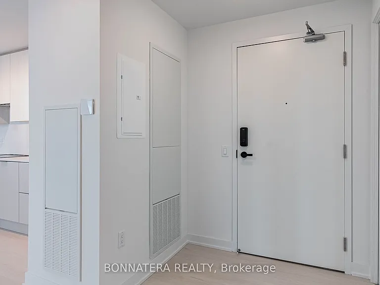 3900 Confederation Pkwy #3904 — Photo 8