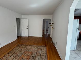 214-25 43rd Ave #2, Bayside, NY 11361