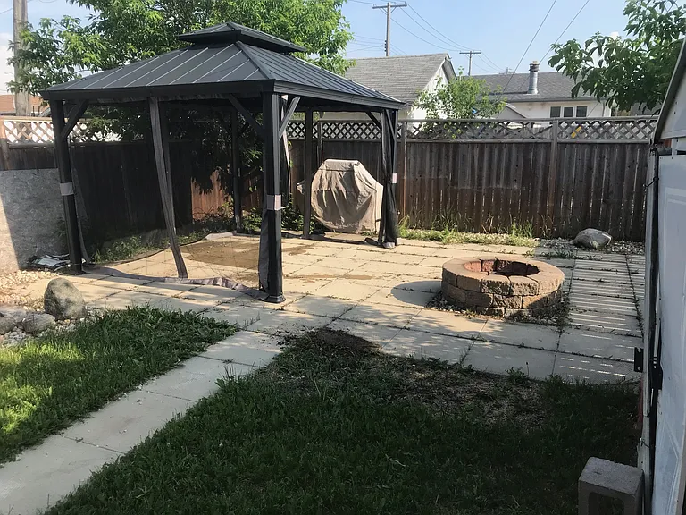 10 Kurt Ave — Photo 8