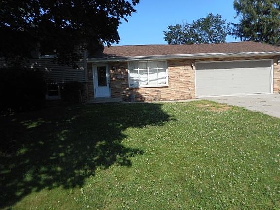 2nd image of 3819 N Lynnwood Pl