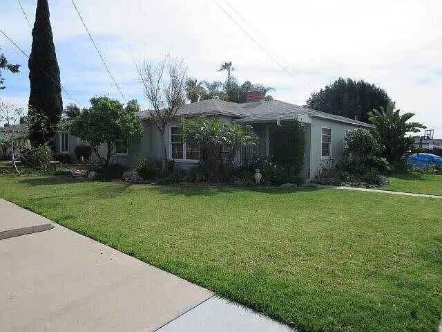 1st image of 752 2nd Ave