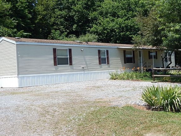 2nd image of 40 Conewago Creek Rd