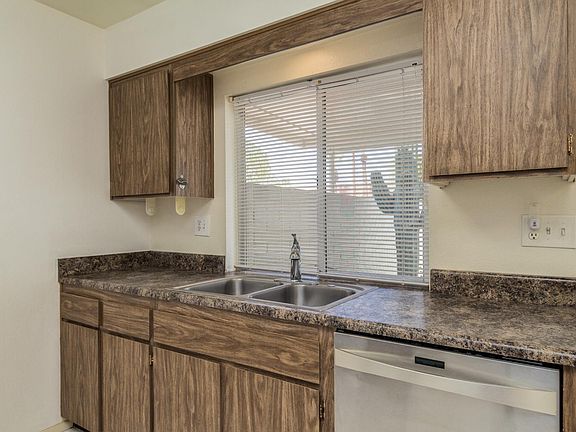 5th image of 10658 W Coggins Dr