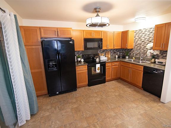 2nd image of 1205-91-1029 Kamaaha Ave #1205