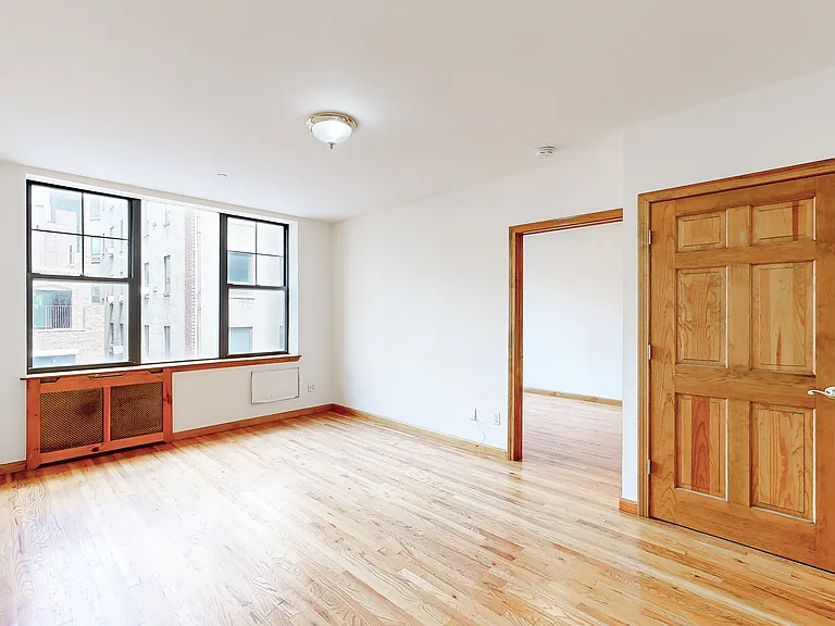 265 W 87th St #3D — Photo 1