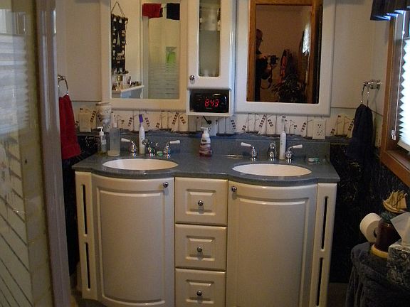 4th image of 407 20th St