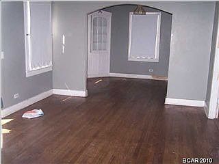 2nd image of 334 N Macarthur Ave