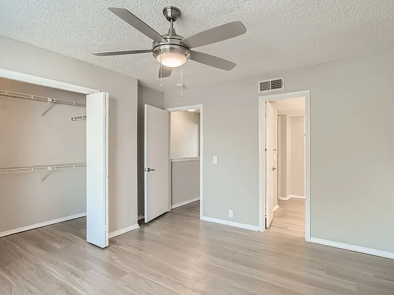 The Tallows Apartments — Photo 34