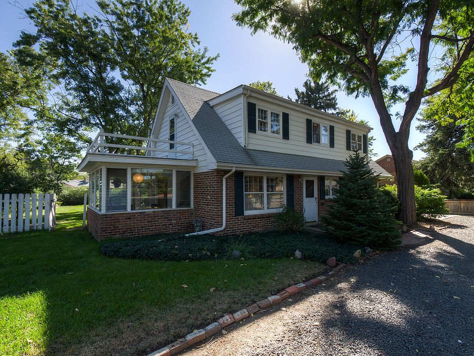 Classic Colonial Exterior