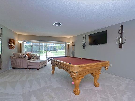 3rd image of 13911 Middle Park Dr