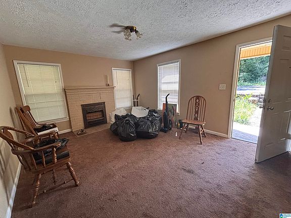 2nd image of 4415 Skyline Dr