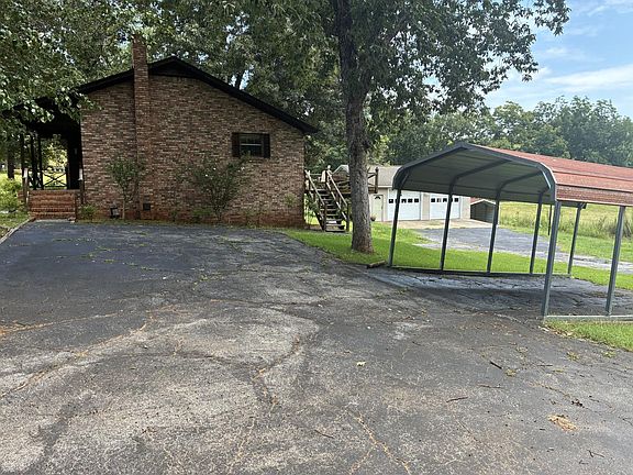 5th image of 1730 Underwood Rd