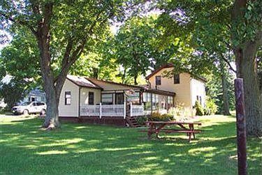 4th image of 11701 School Ln