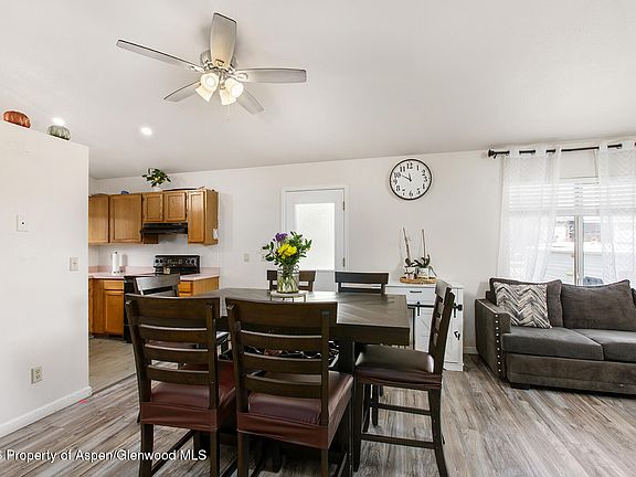 5th image of 1420 Orchard Ave