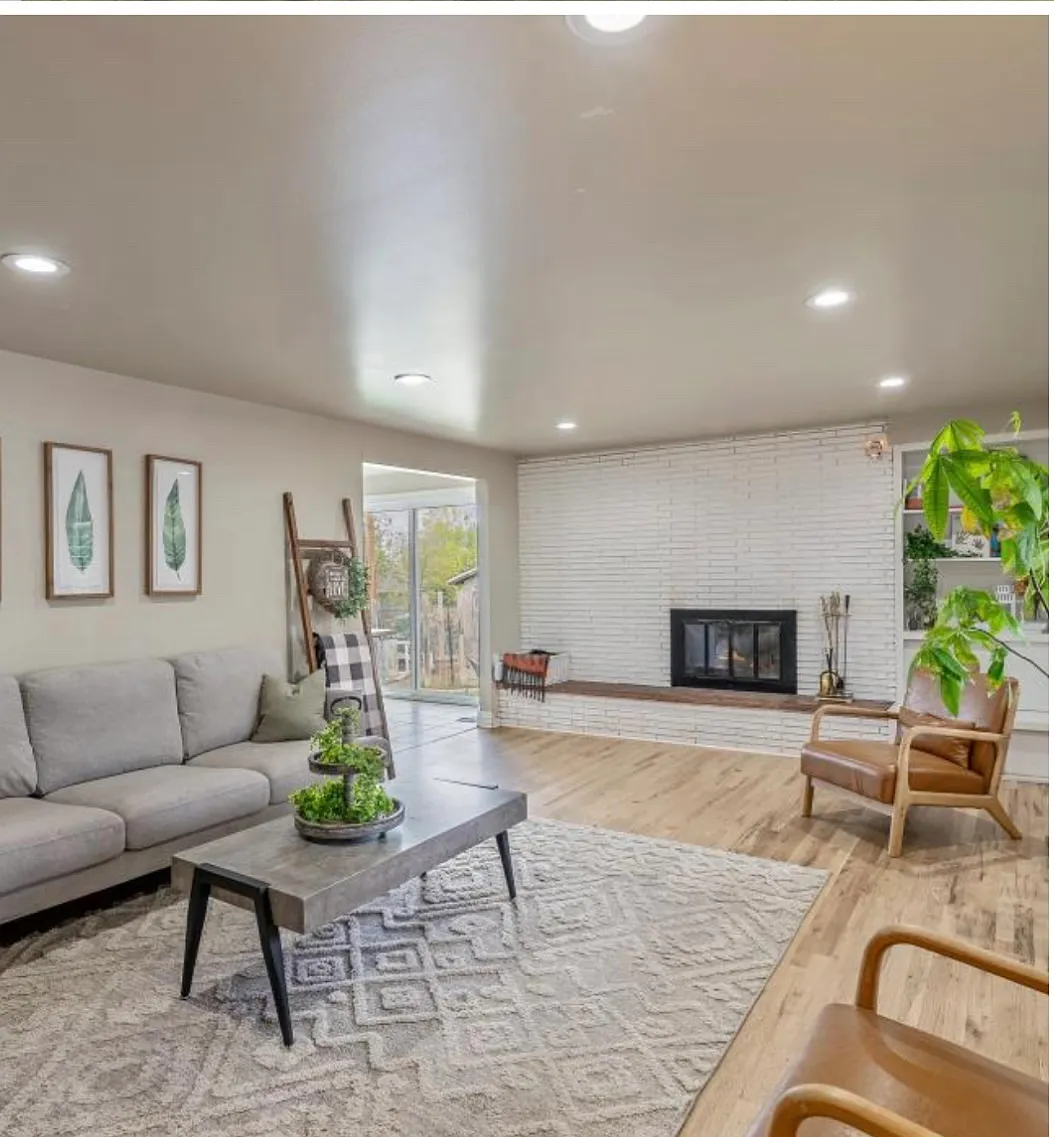 Building Photo - 6075 S 2125 W