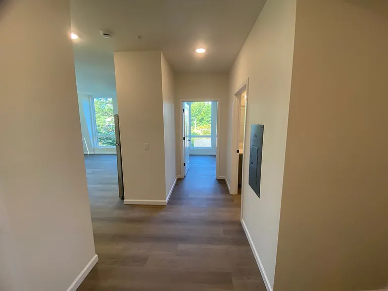 401 UNION — Photo 137