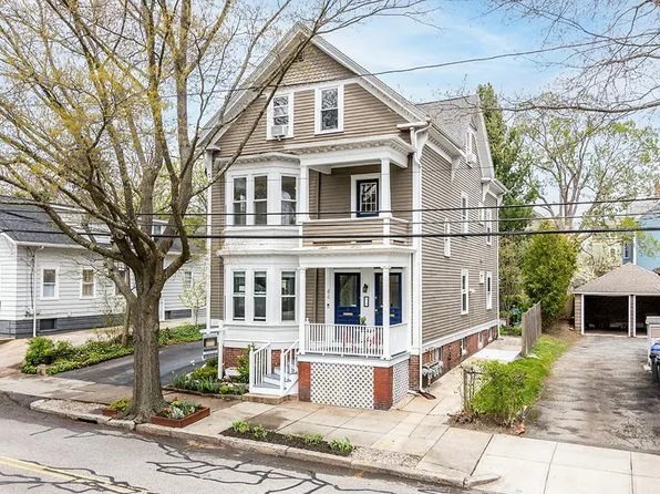 44 Pitman St #2, Providence, RI 02906