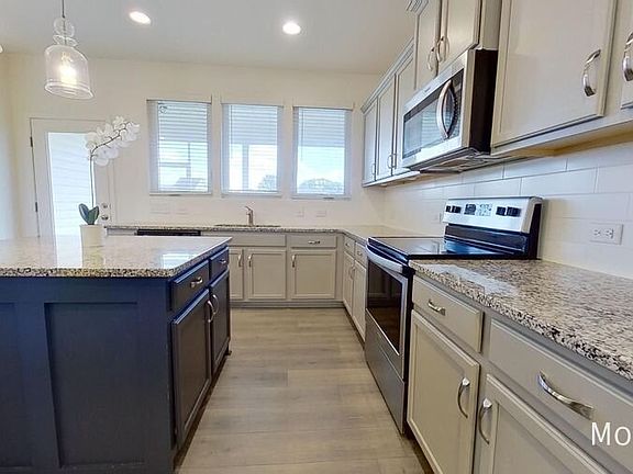 3rd image of 116 Summerfield Ct
