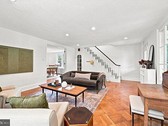 4th image of 1316 Ashbourne Rd