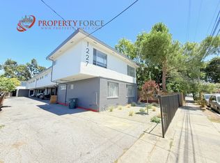 1227 Ebener St, Redwood City, CA 94061