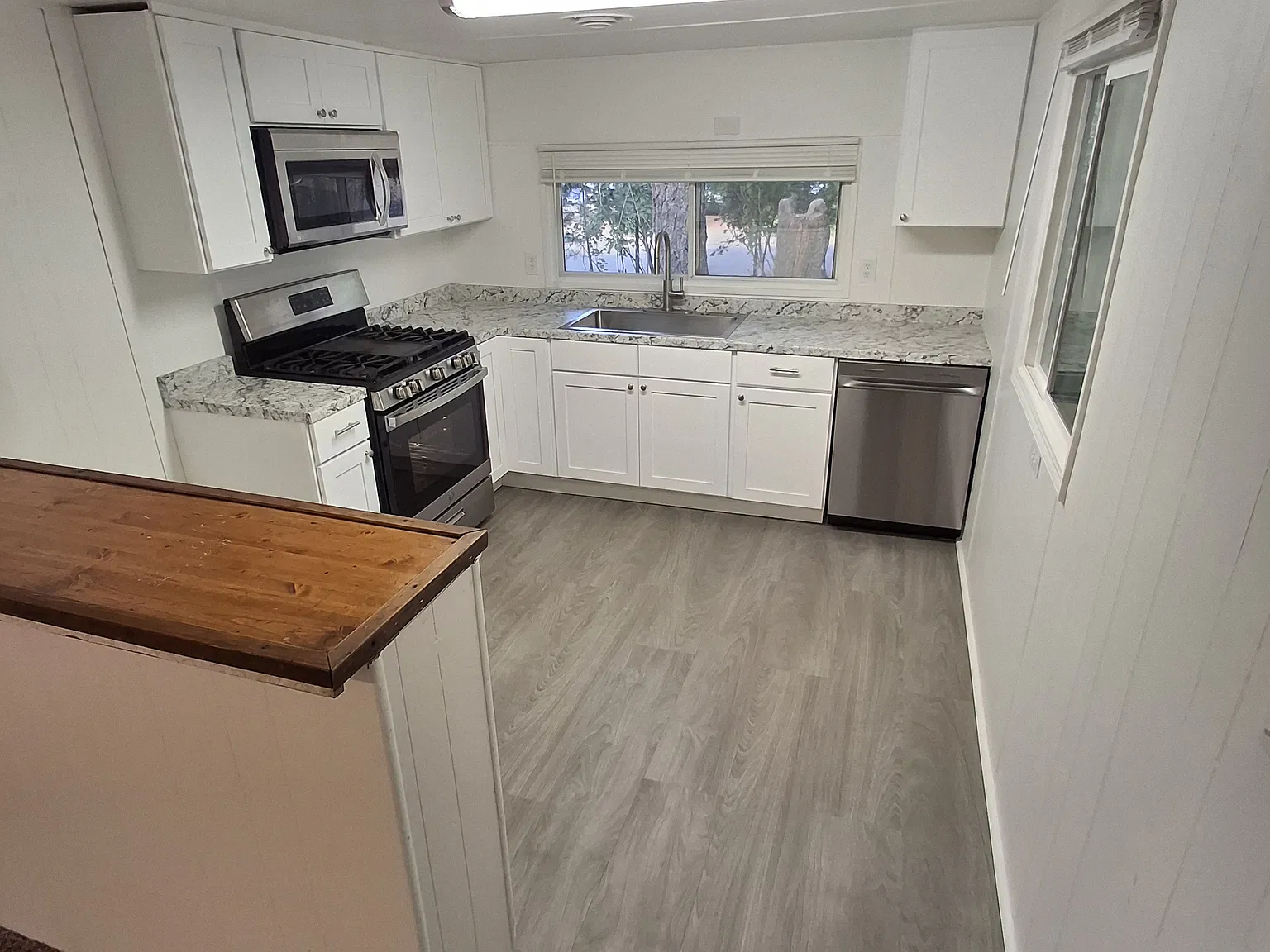 14820 Glenwood Dr — Photo 4