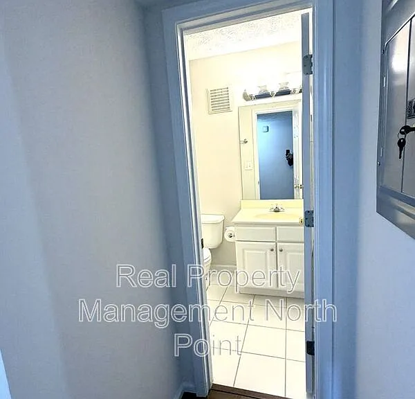 3513 Essex Ave — Photo 27