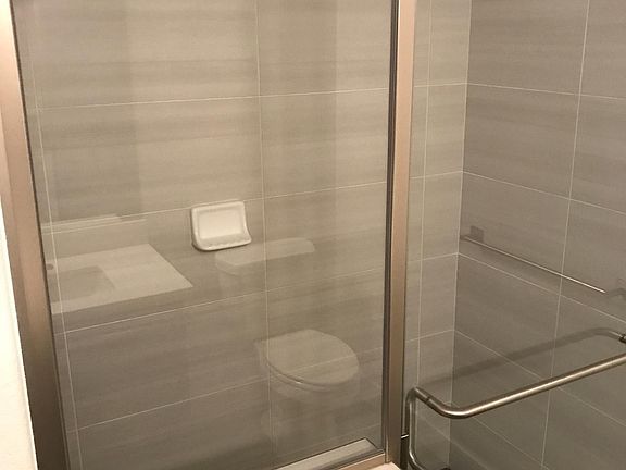4th image of 451 N 10th Ave #512