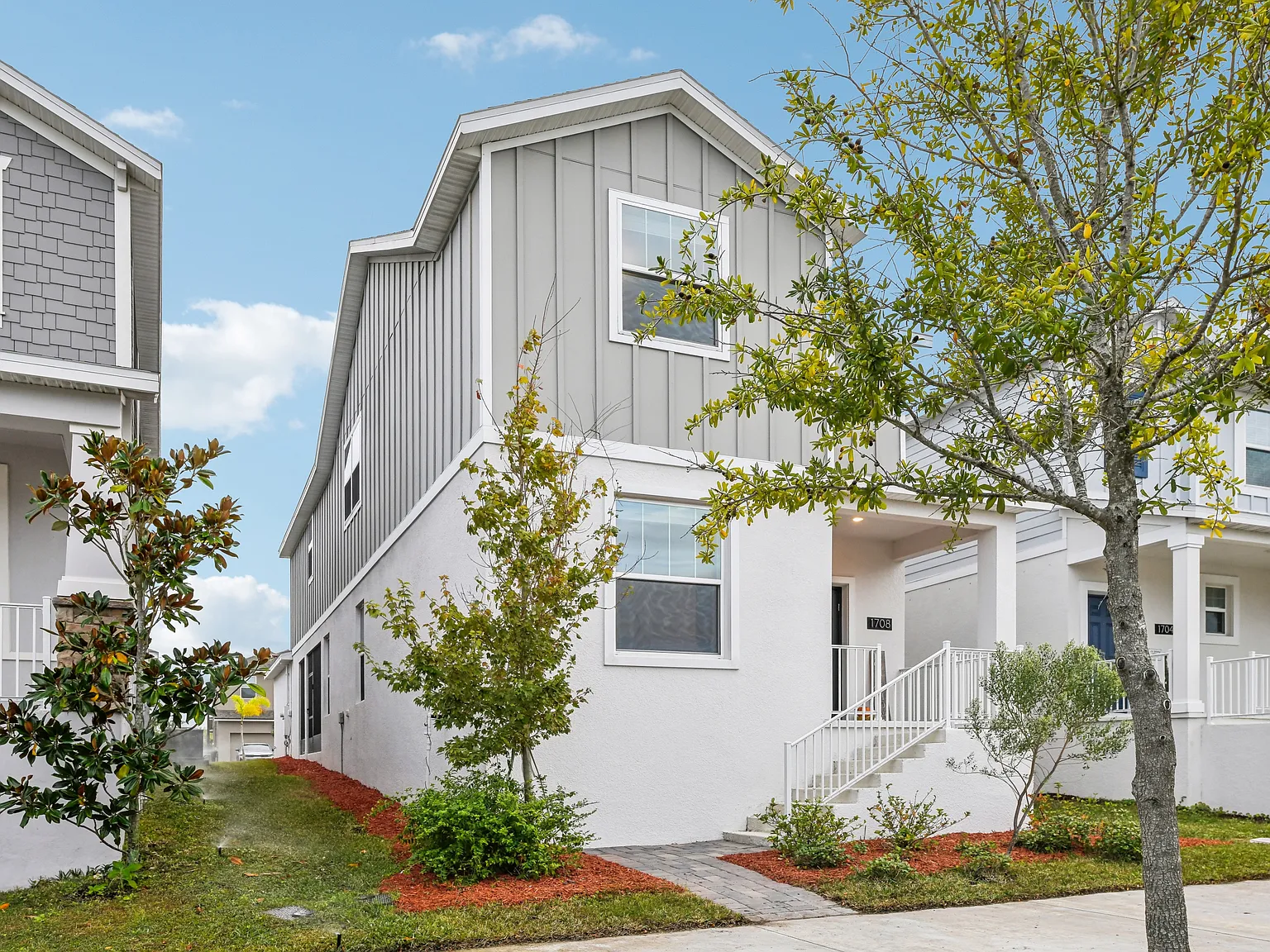 4 bed, 3.5 bath, 2537 sqft, $3,199 — Photo 3